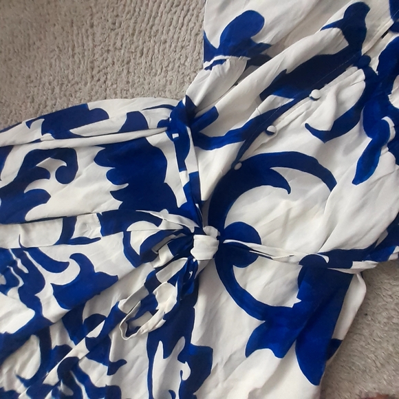 H&M Tie-Belt Shirt Dress - Picture 6 of 9